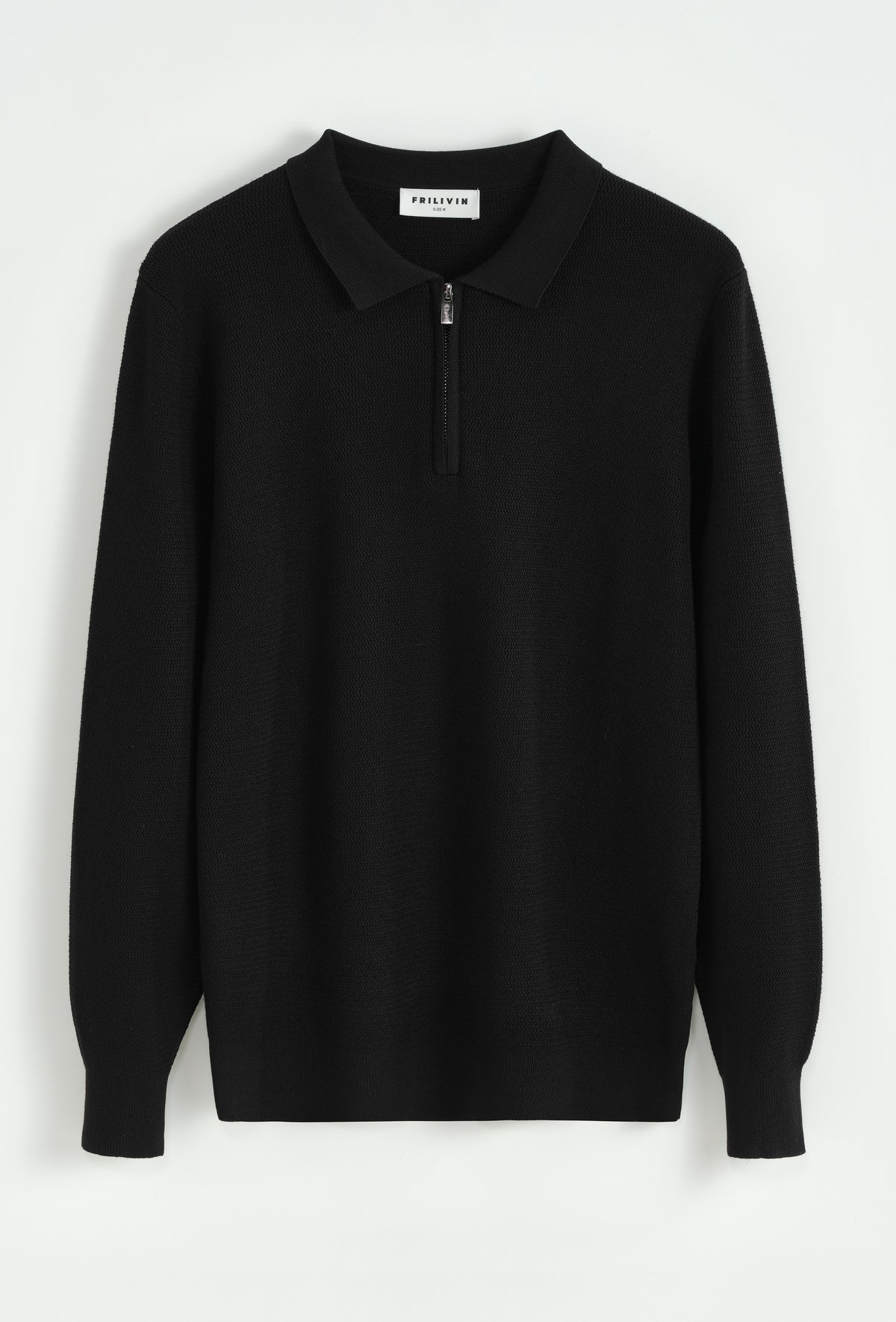 Pull Homme Noir à Col Zippé – Maille Élégante et Intemporelle