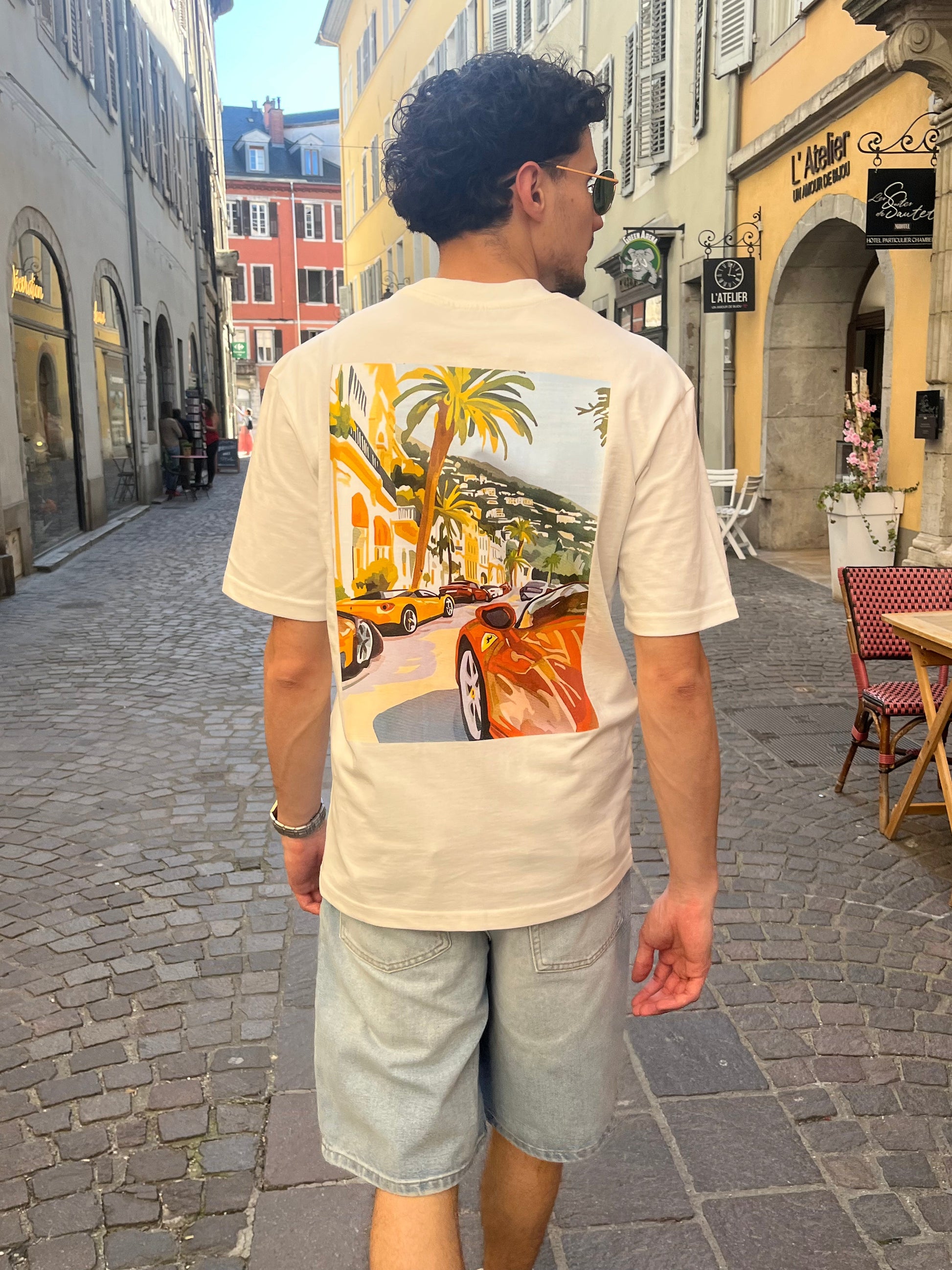 T-Shirt Graphique "Riviera Drive" – Écru Menzo