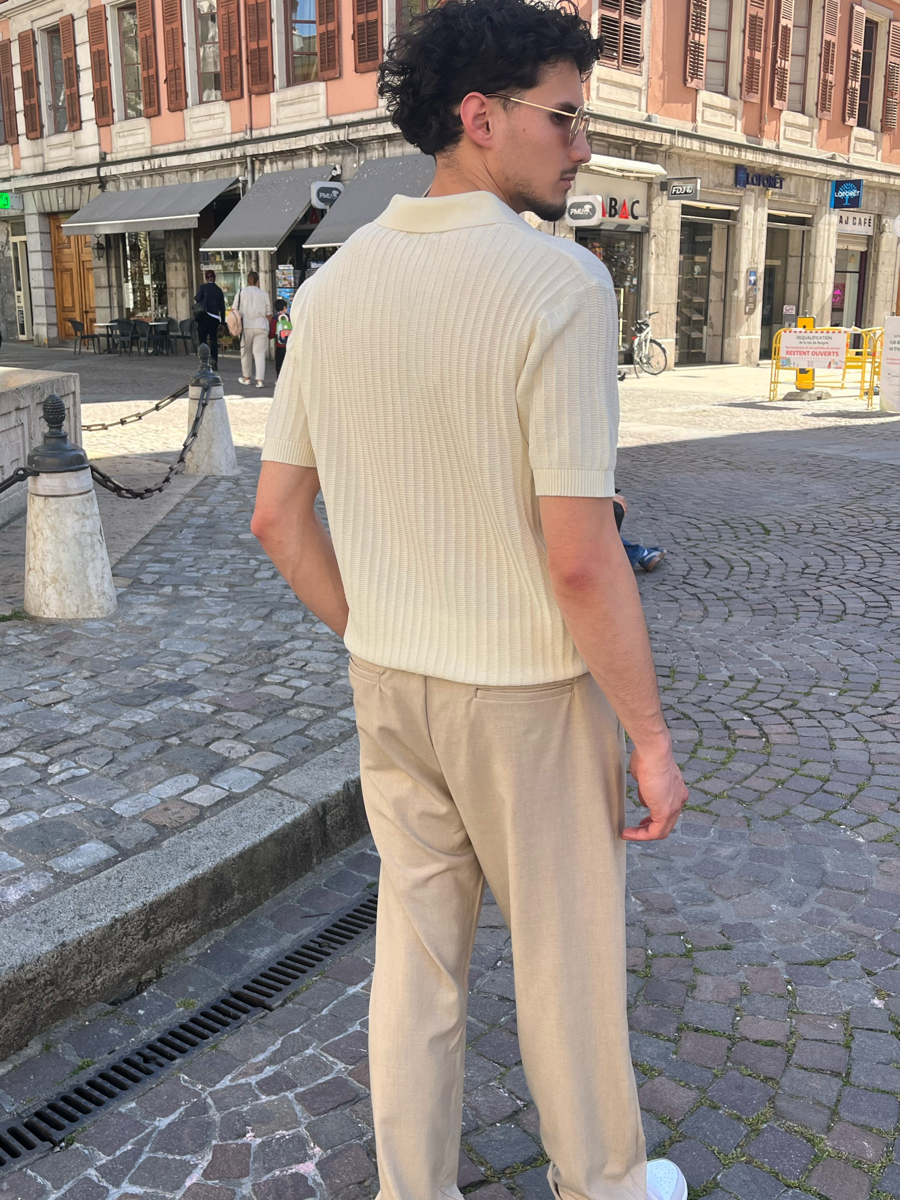 Polo Homme Texturé – Coupe Ajustée Élégante & Confort Estival Menzo