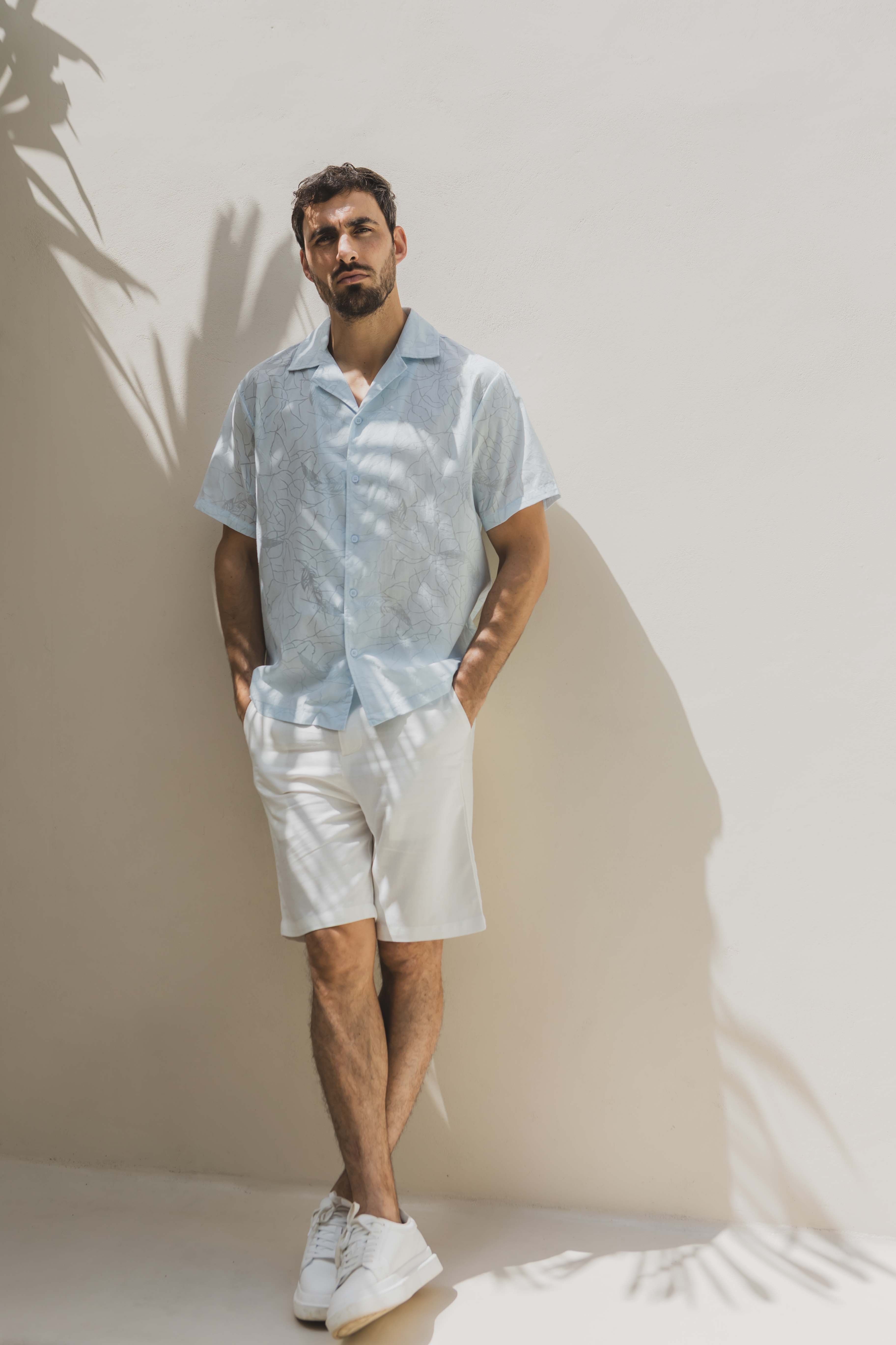 Chemise d’Été Bleu Clair – Coupe Relax en Coton Léger Menzo