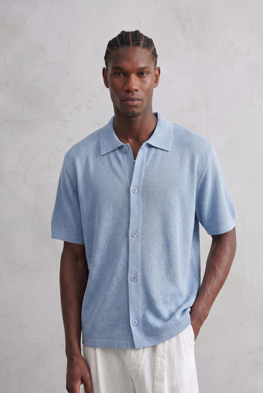 Polo boutonné en maille légère – Bleu Ciel