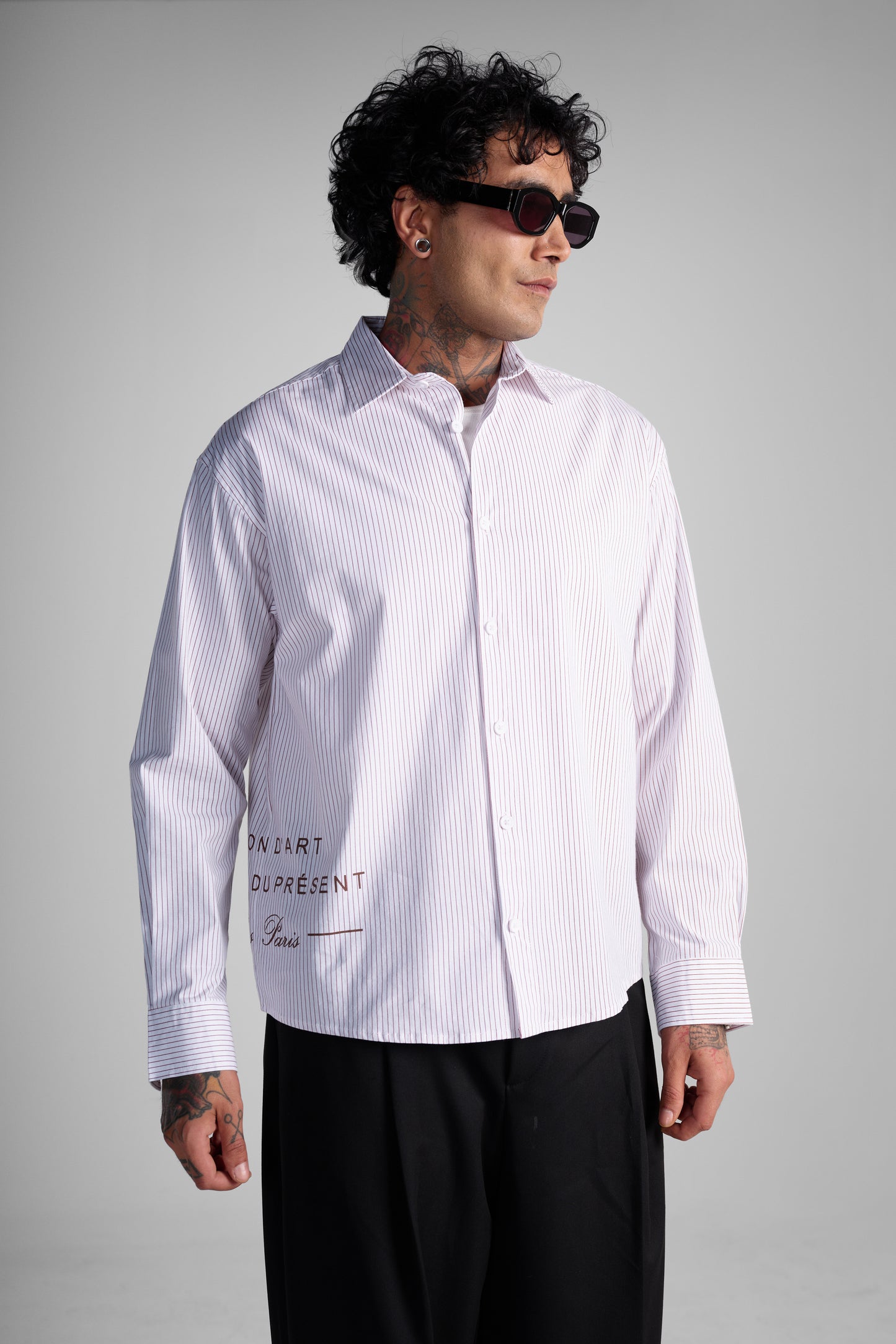 Chemise Rayée à Imprimé Typographique "Paris" – Coupe Décontractée