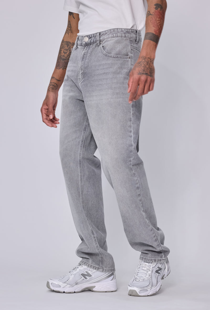 Jean Droit Gris Délavé – Coupe Relaxed Fit