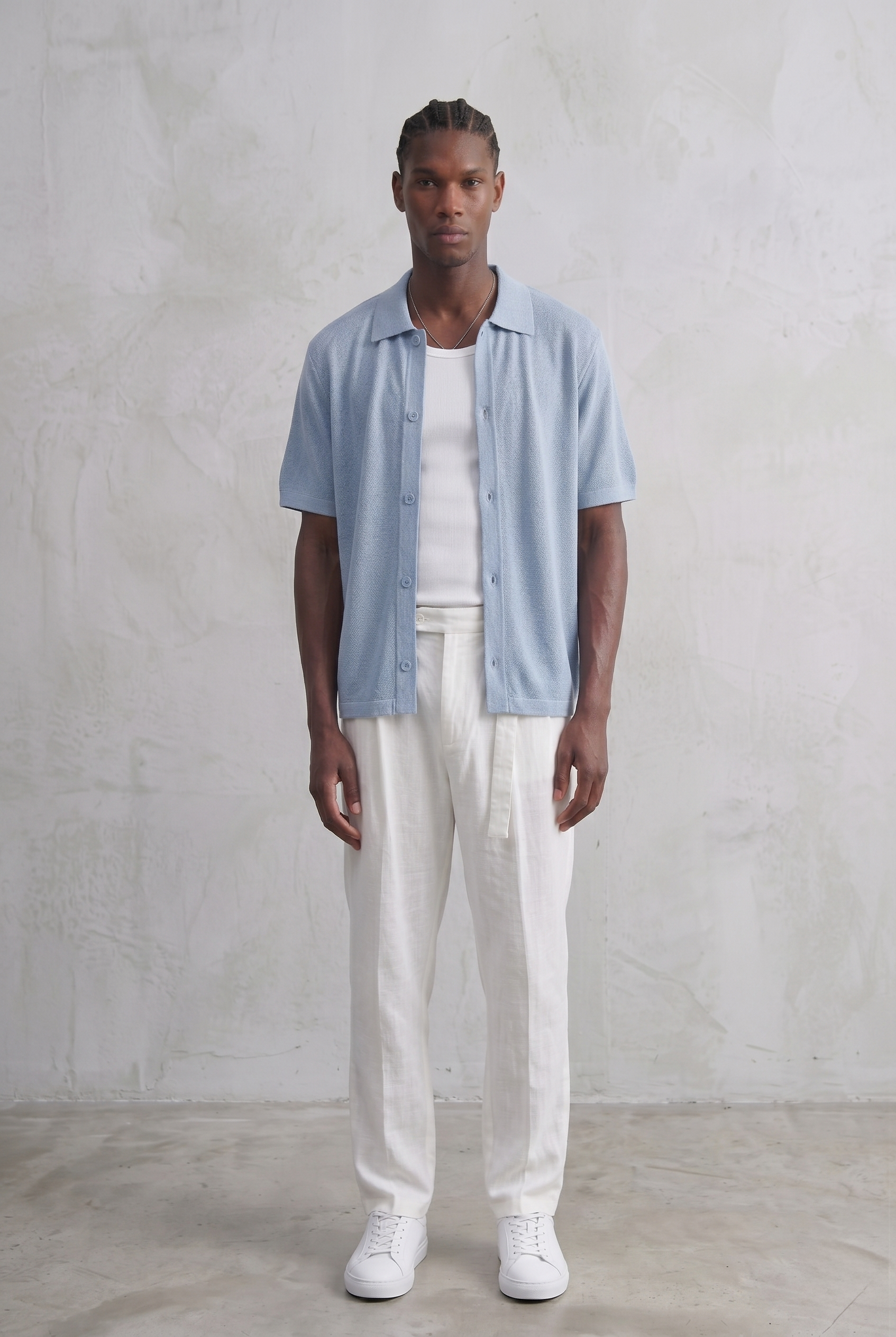Polo boutonné en maille légère – Bleu Ciel
