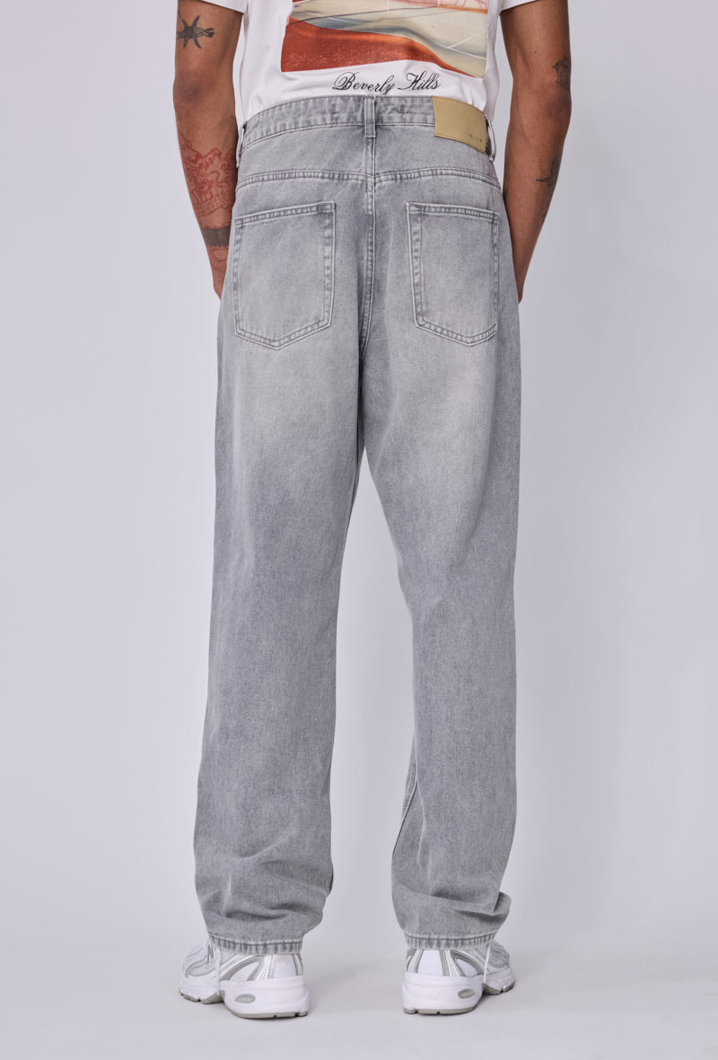 Jean Droit Gris Délavé – Coupe Relaxed Fit
