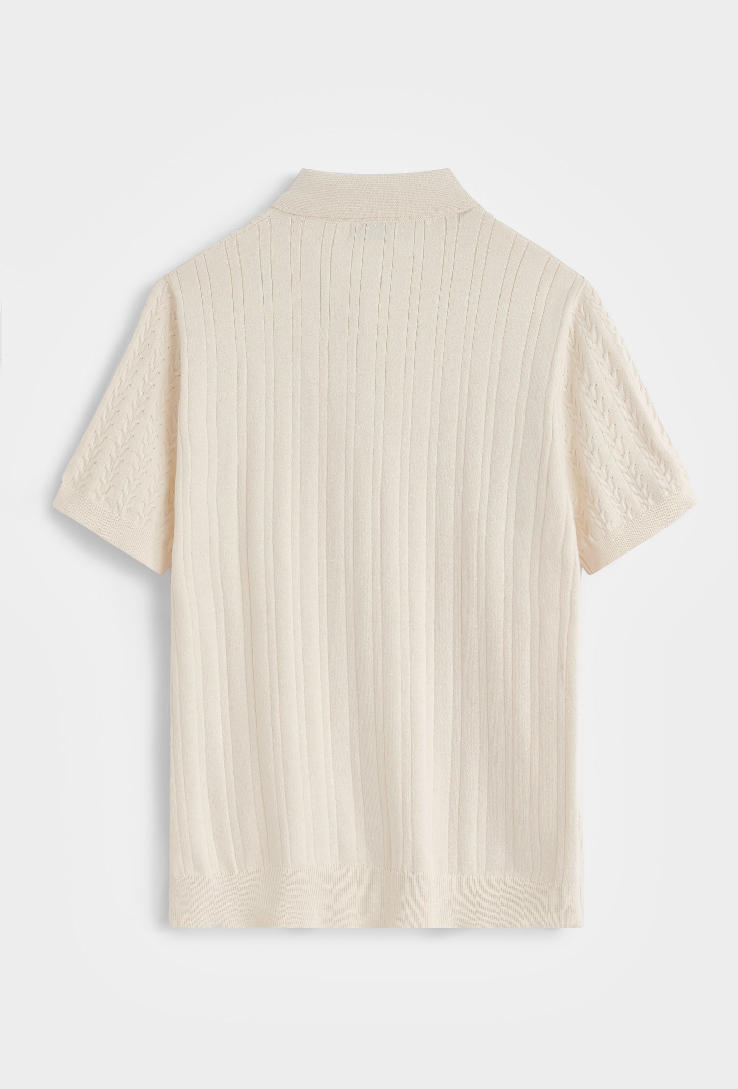 Polo Cardigan Chic en Maille Fine – Écru